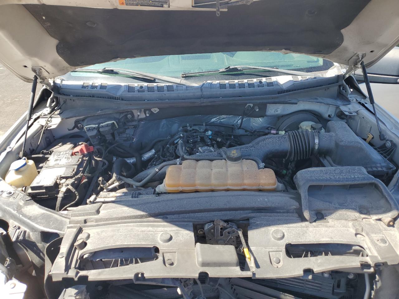 2015 Ford F150 Supercrew VIN: 1FTEW1CP8FFB88131 Lot: 90690765