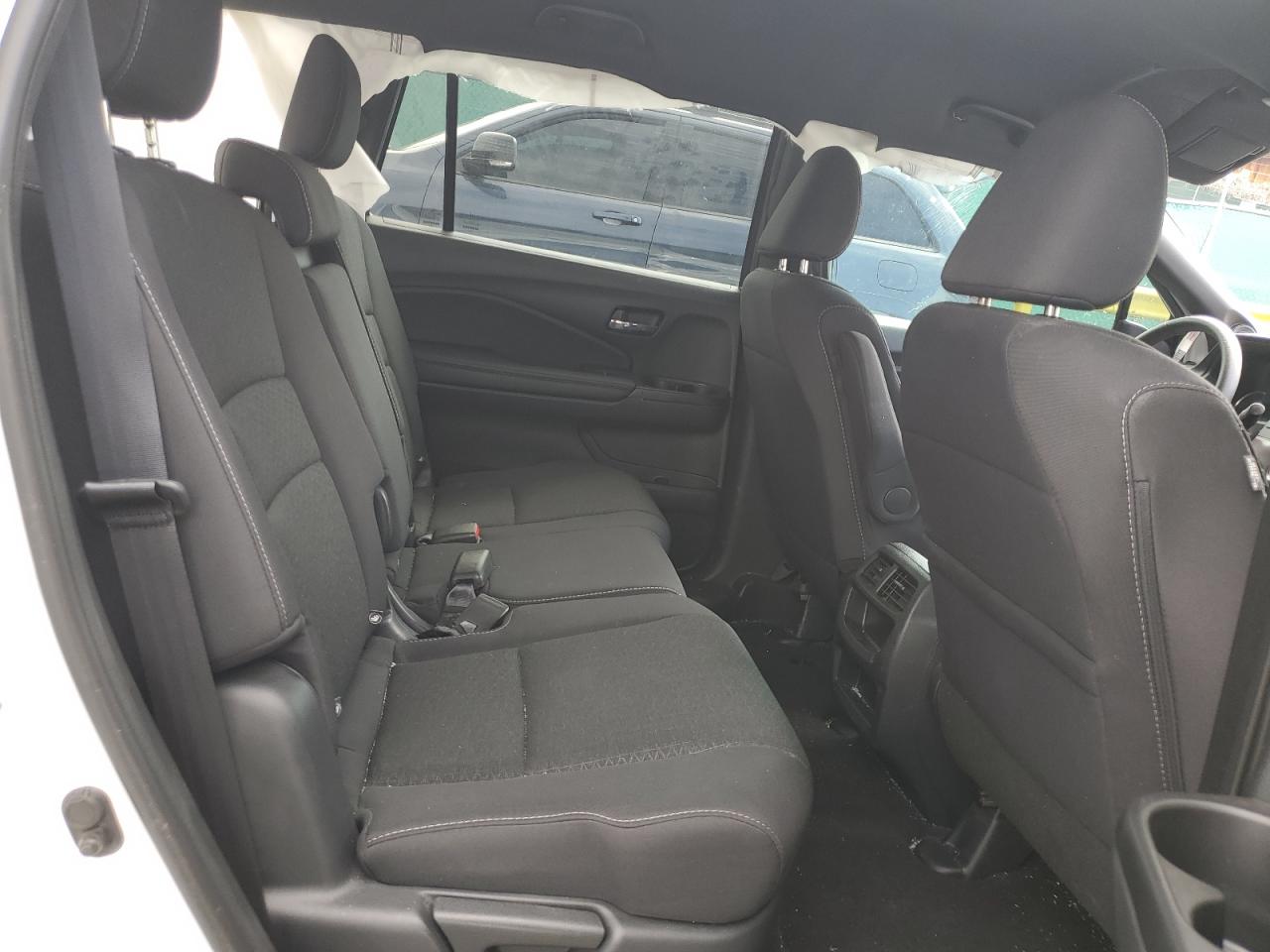 2021 Honda Passport Sport VIN: 5FNYF8H21MB037863 Lot: 82206965