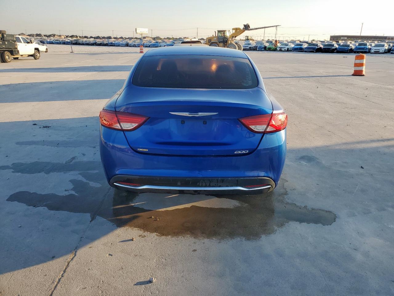 2015 Chrysler 200 Limited VIN: 1C3CCCAB6FN575659 Lot: 85813645