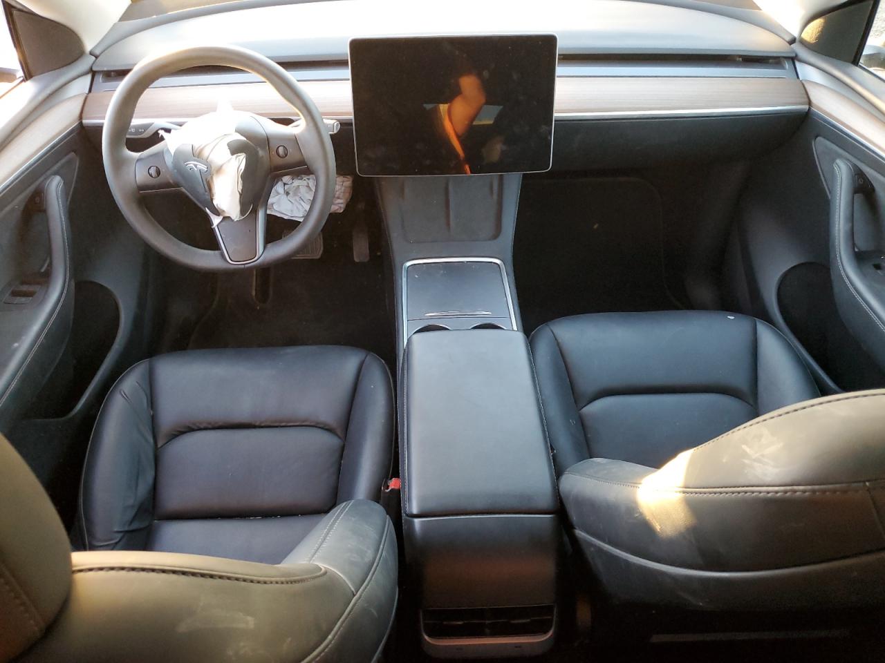 2023 Tesla Model Y VIN: 7SAYGDEE0PF964218 Lot: 86650105