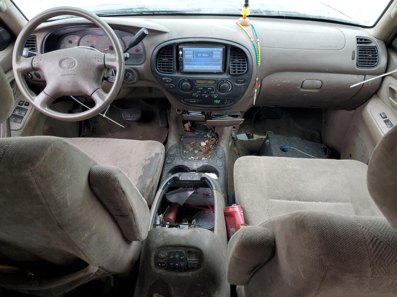 2001 Toyota Sequoia Sr5 VIN: 5TDZT34A31S031745 Lot: 70141185