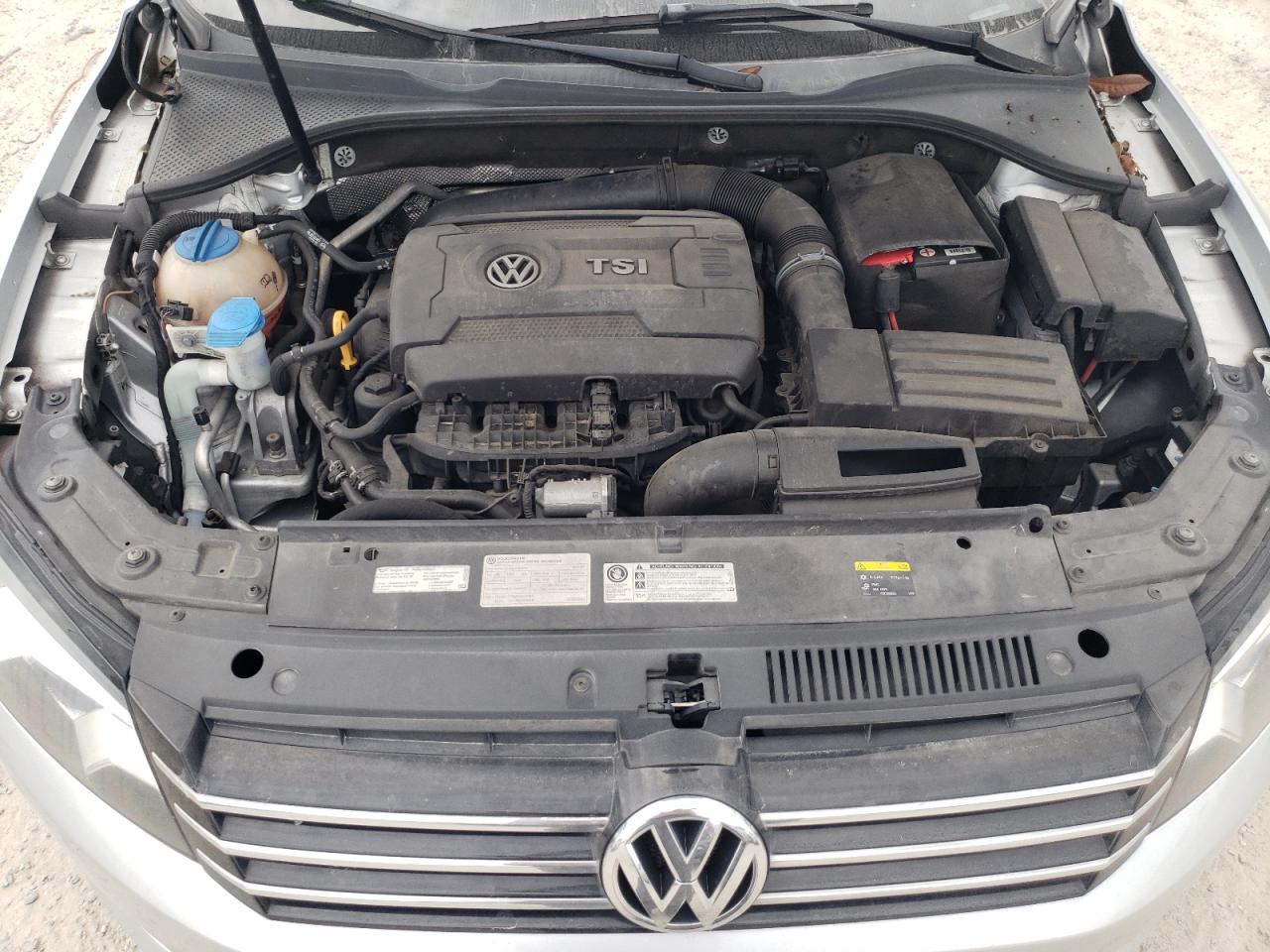 2015 Volkswagen Passat Se VIN: 1VWBS7A34FC021619 Lot: 82453485