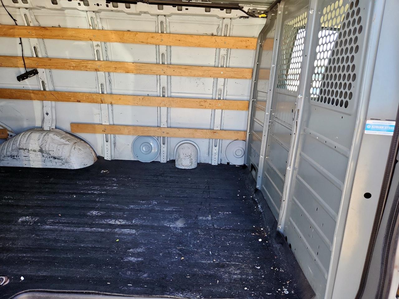 2017 GMC Savana G2500 VIN: 1GTW7AFF5H1909249 Lot: 94791745