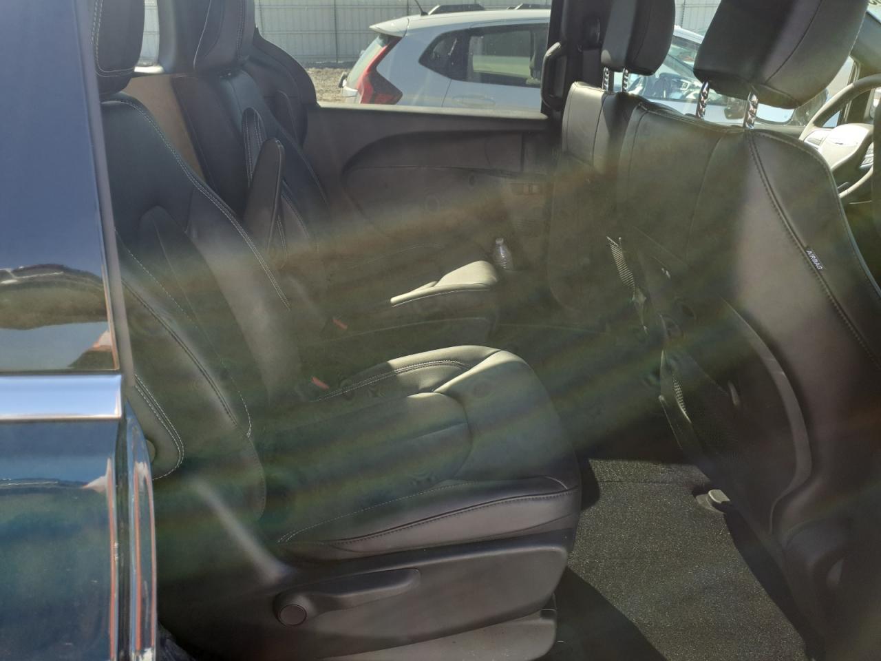 2025 Chrysler Pacifica Hybrid Select VIN: 2C4RC1S70SR549981 Lot: 82570655