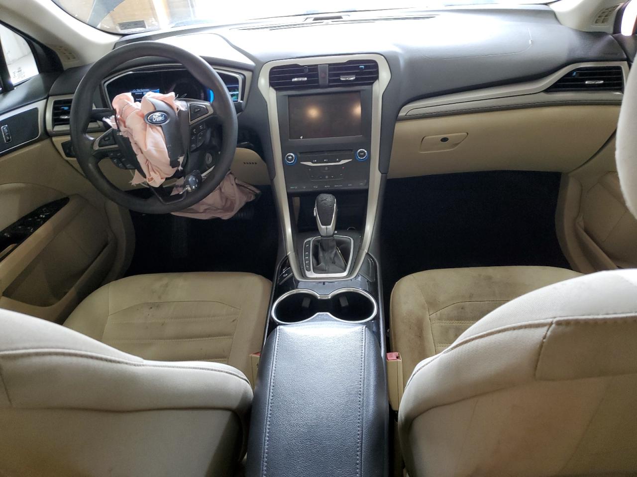 2015 Ford Fusion Se Hybrid VIN: 3FA6P0LU2FR203491 Lot: 82243995