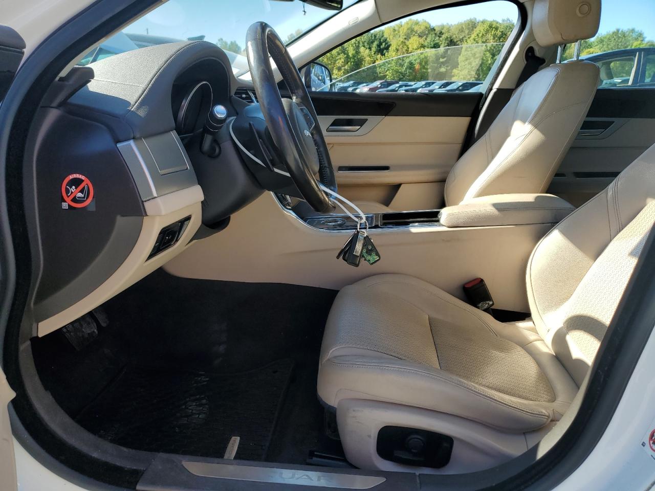 2016 Jaguar Xf Prestige VIN: SAJBK4BV2GCY16320 Lot: 84399945