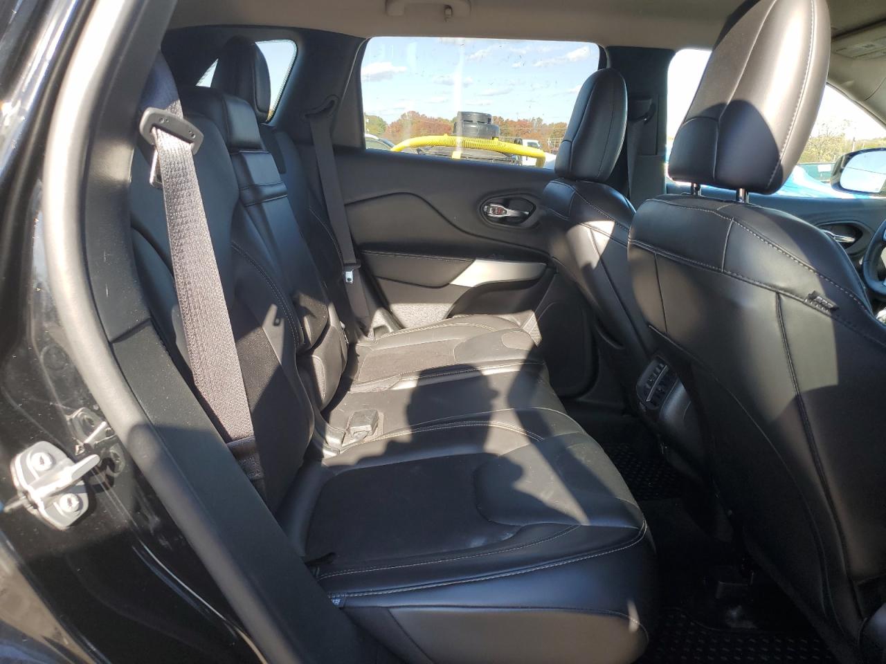 2018 Jeep Cherokee Latitude Plus VIN: 1C4PJMLB7JD513756 Lot: 90798295