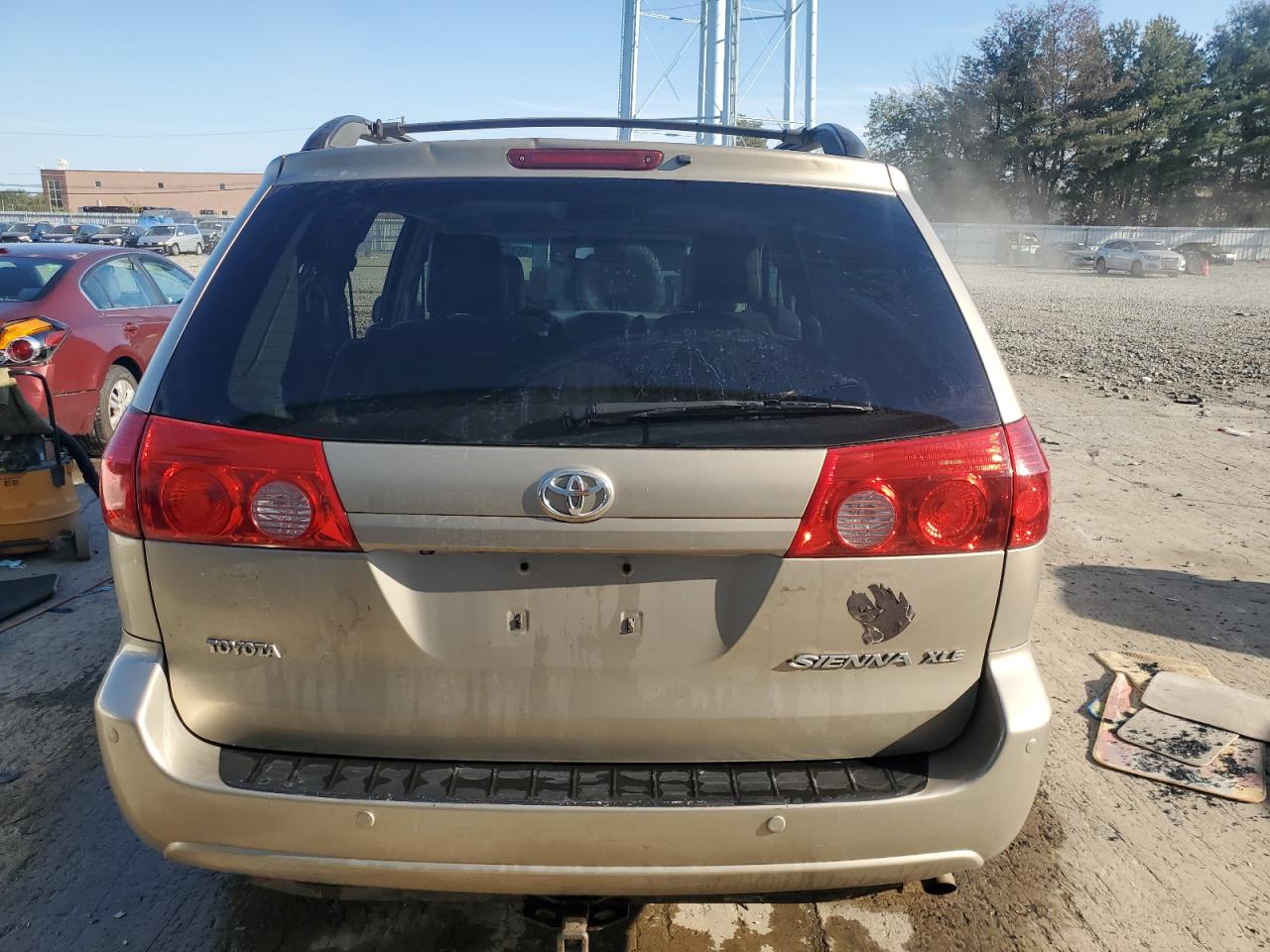 2010 Toyota Sienna Xle VIN: 5TDYK4CC5AS312467 Lot: 85122515