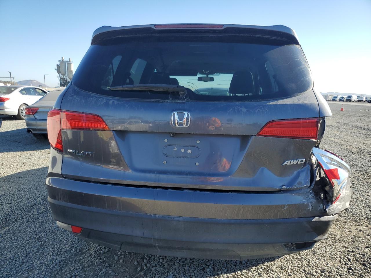 2017 Honda Pilot Exln VIN: 5FNYF6H78HB027207 Lot: 90385975