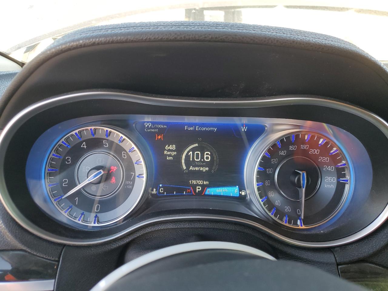 2016 Chrysler 300C VIN: 2C3CCAKG1GH235702 Lot: 89483355