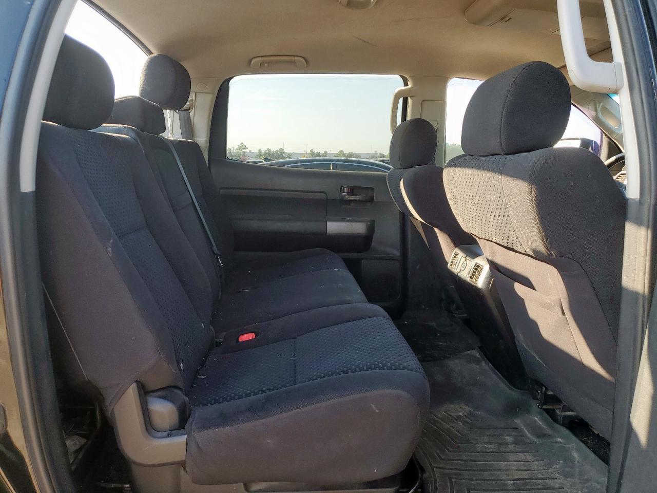 2011 Toyota Tundra Crewmax Sr5 VIN: 5TFDW5F17BX210070 Lot: 85840905