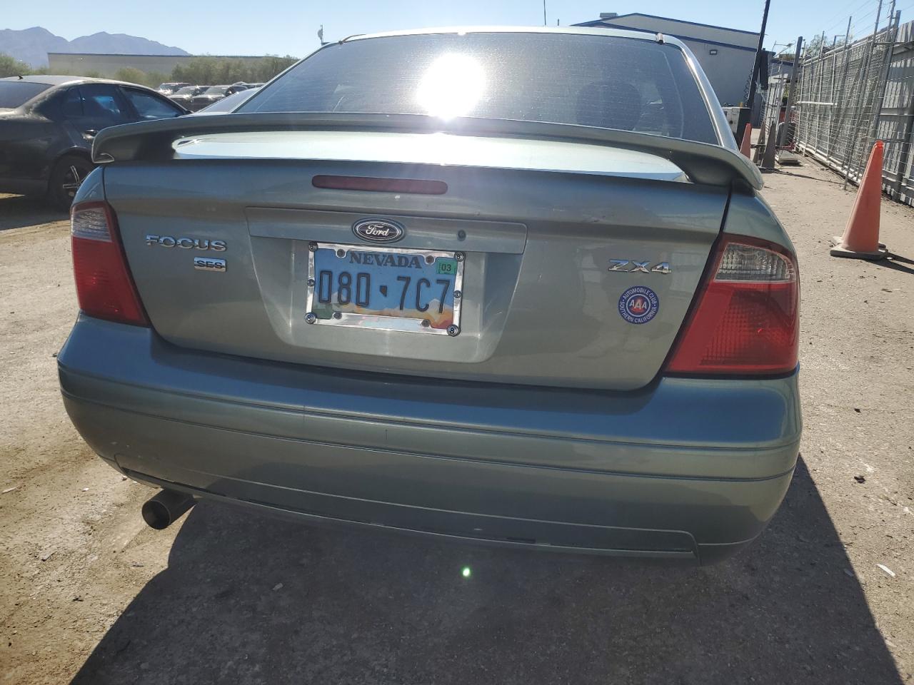 2005 Ford Focus Zx4 VIN: 1FAFP34N05W187201 Lot: 85879875