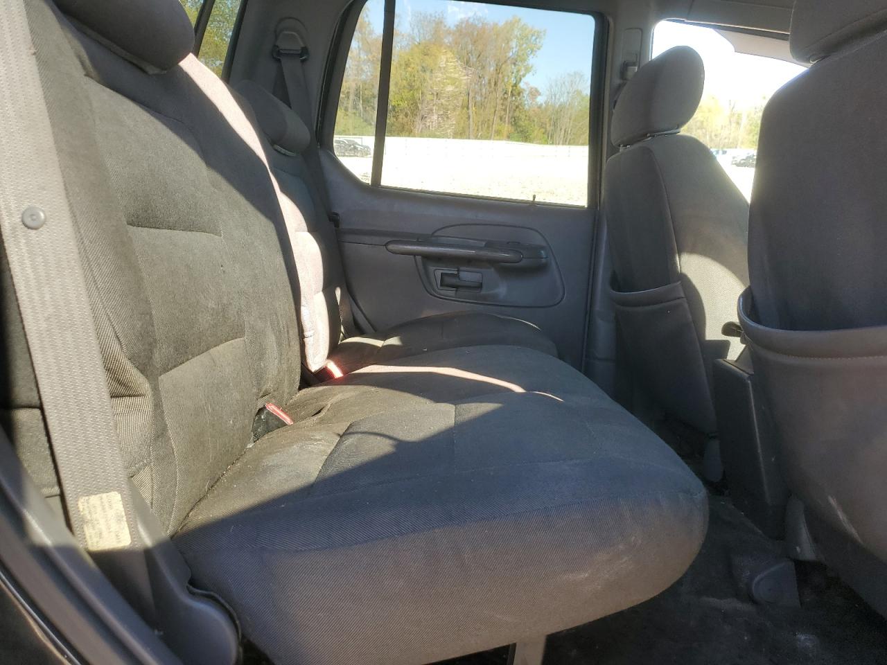 2001 Ford Explorer Sport Trac VIN: 1FMZU67EX1UA74743 Lot: 86256045