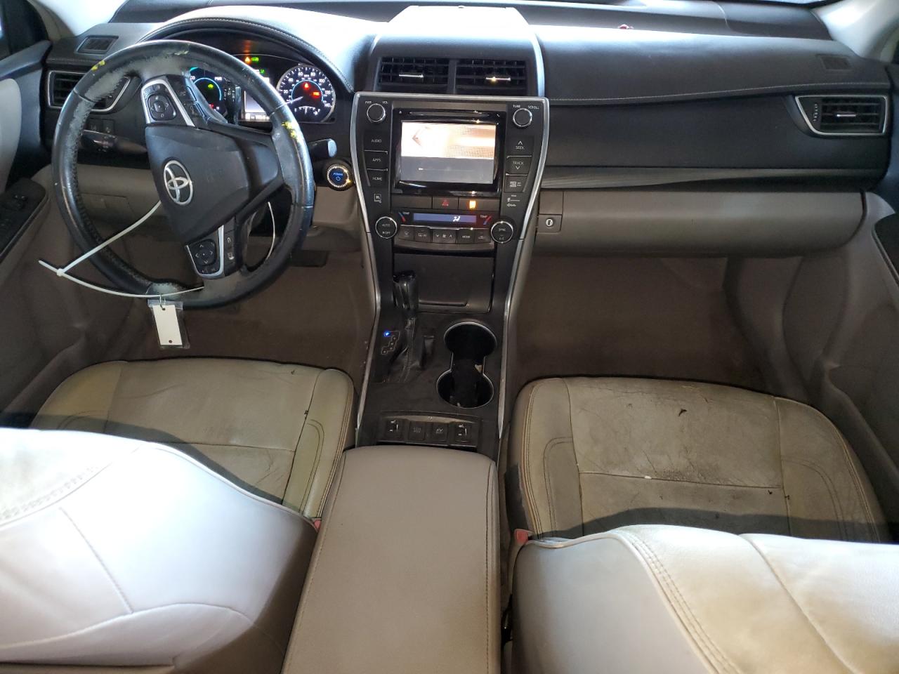 2015 Toyota Camry Hybrid VIN: 4T1BD1FK2FU168604 Lot: 85318585