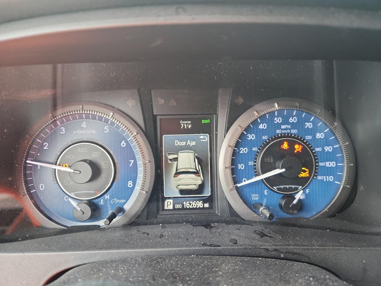 2018 Toyota Sienna Xle VIN: 5TDYZ3DC0JS917985 Lot: 82226235