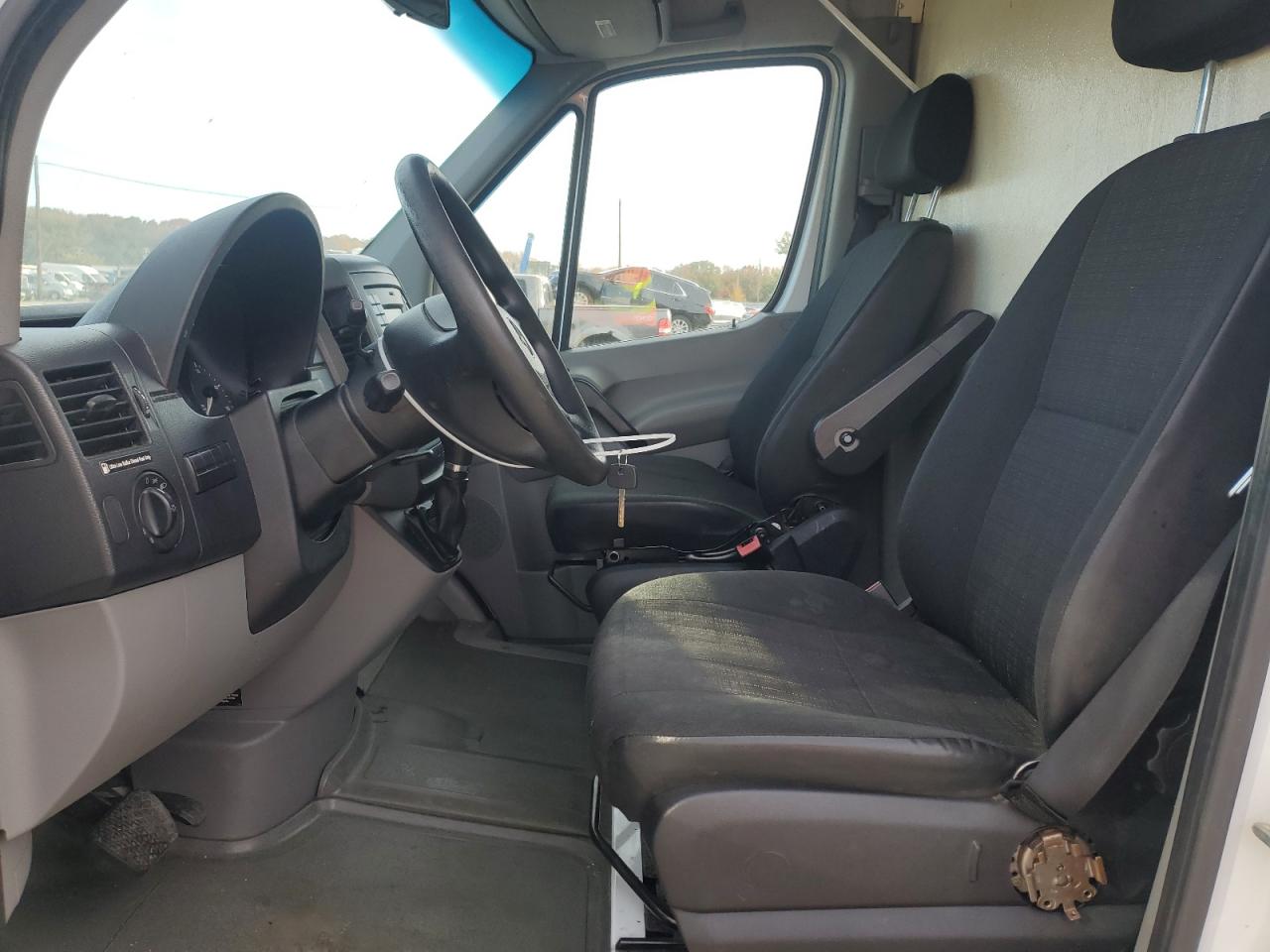 2014 Mercedes-Benz Sprinter 2500 VIN: WD3PE8CC5E5875518 Lot: 90369585