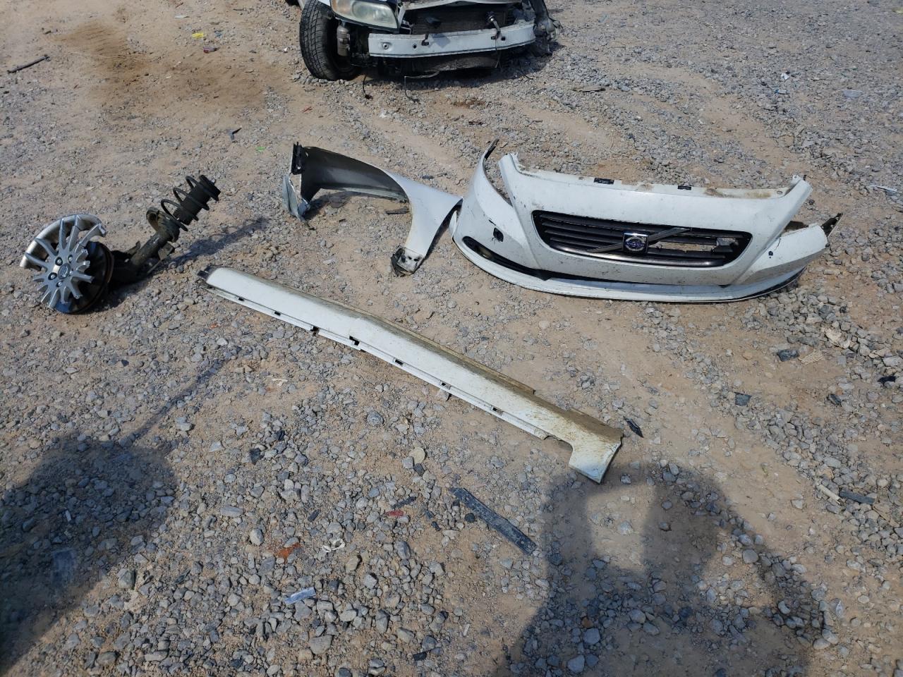 2010 Volvo S40 2.4I VIN: YV1382MS6A2488075 Lot: 84738215