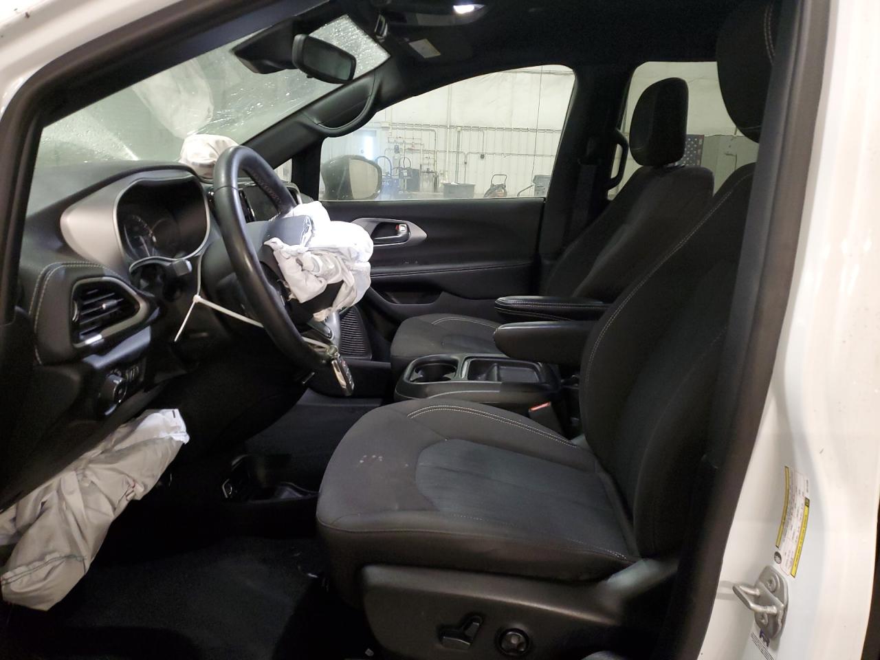 2024 Chrysler Pacifica Touring VIN: 2C4RC1FGXRR113109 Lot: 85320075