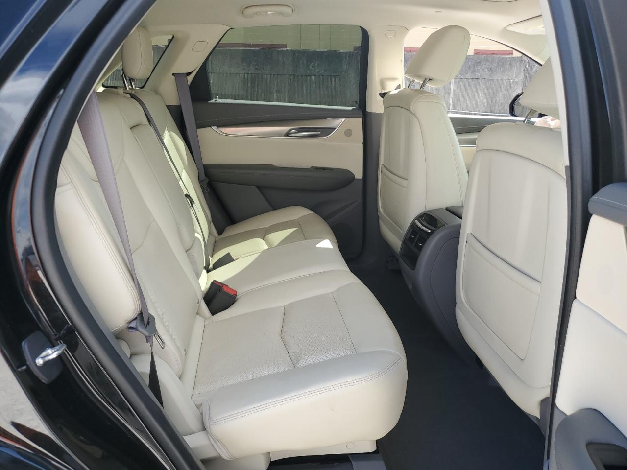 2017 Cadillac Xt5 Premium Luxury VIN: 1GYKNCRS8HZ112174 Lot: 87185555