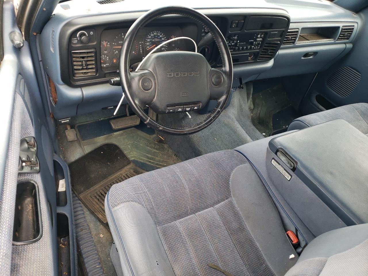 1995 Dodge Ram 3500 VIN: 3B7MC33C0SM135205 Lot: 81891565