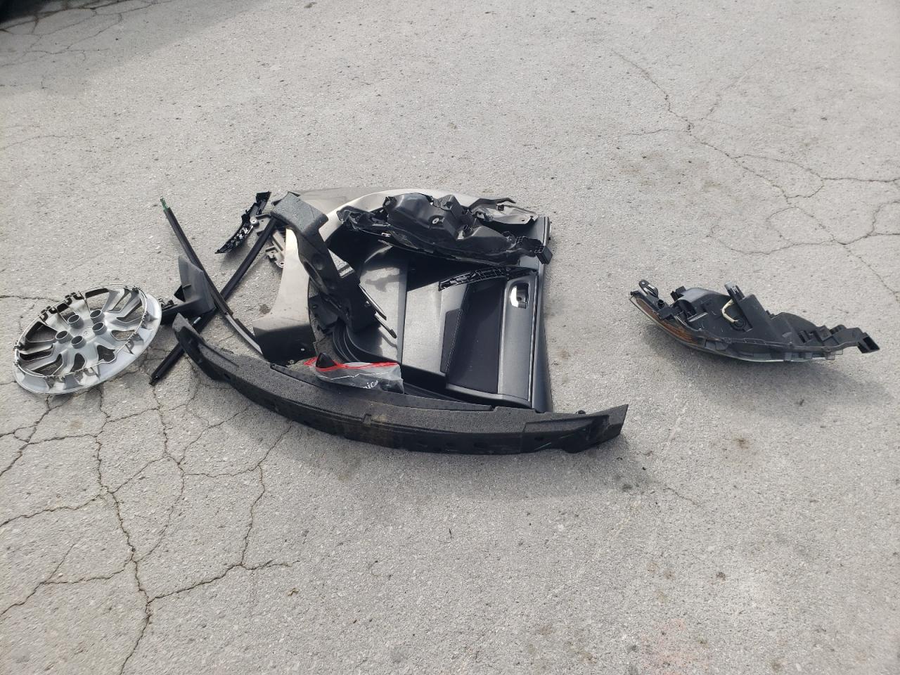 2018 Toyota Corolla L VIN: 5YFBURHE7JP778854 Lot: 84785965