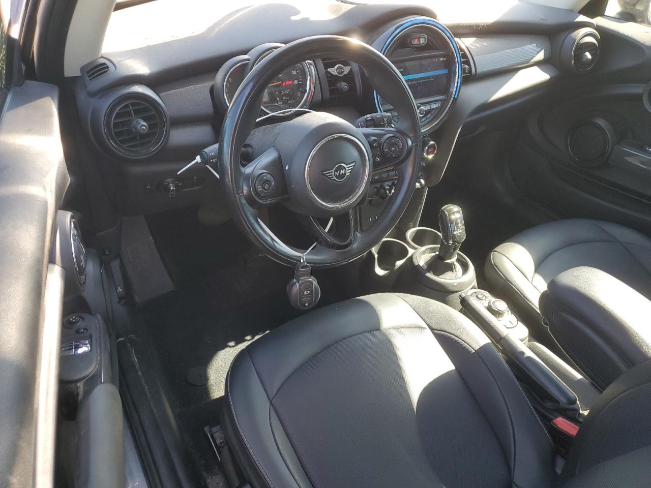 2020 Mini Cooper VIN: WMWXR3C04L2L91385 Lot: 90683985