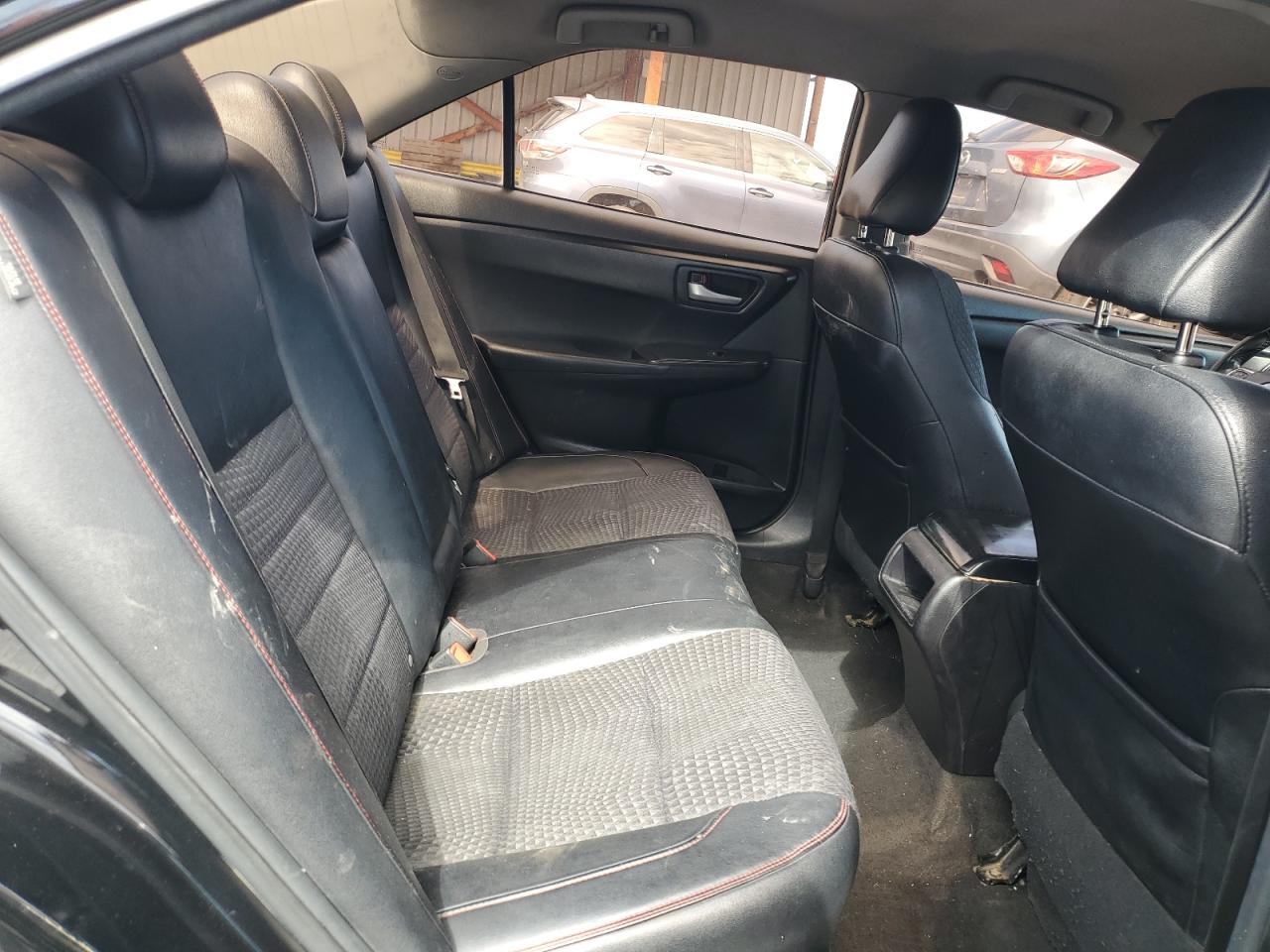 2015 Toyota Camry Le VIN: 4T1BF1FK5FU894791 Lot: 82327015