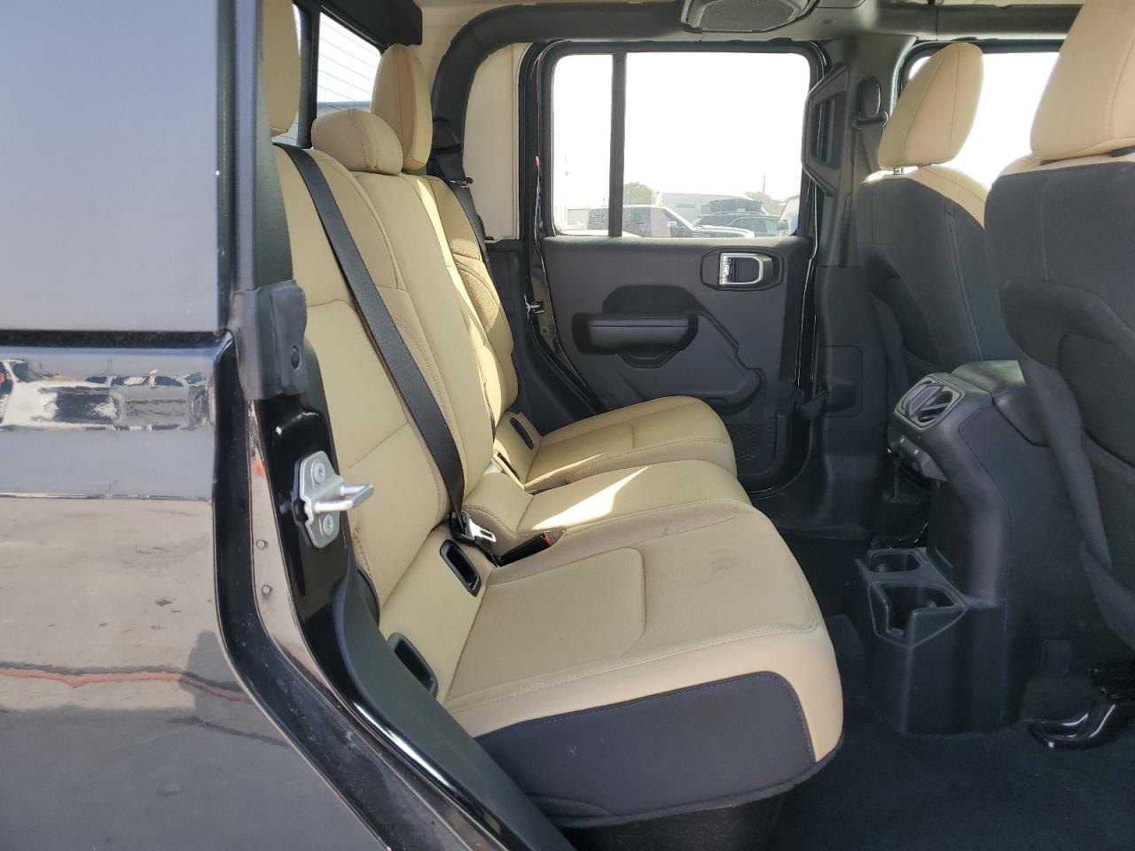 2020 Jeep Gladiator Sport VIN: 1C6HJTAG0LL108027 Lot: 89815455