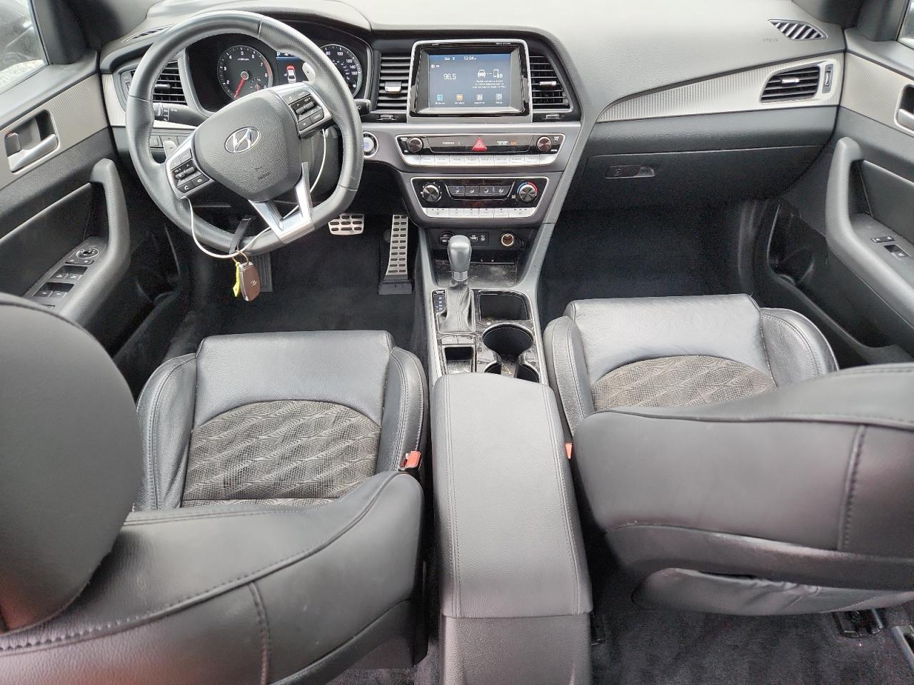 2018 Hyundai Sonata Sport VIN: 5NPE34AF7JH626379 Lot: 86058395