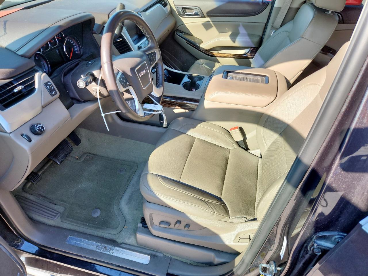 2016 GMC Yukon Slt VIN: 1GKS1BKC2GR221621 Lot: 85078825