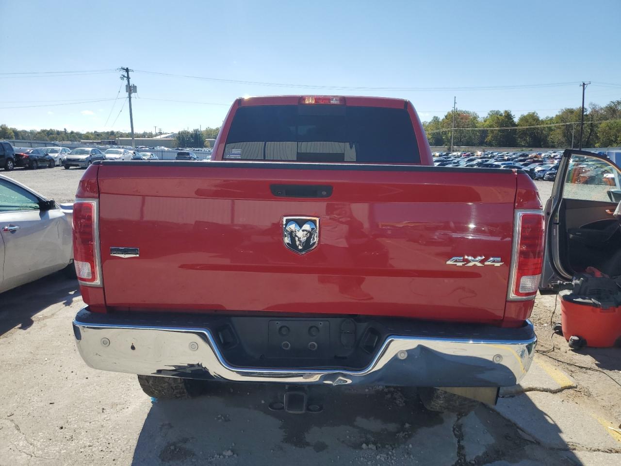 2018 Ram 2500 Laramie VIN: 3C6UR5FL8JG296704 Lot: 86631635