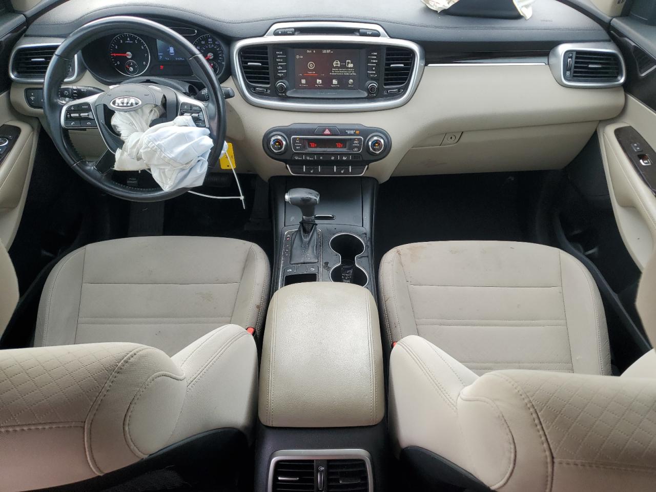 2019 Kia Sorento L VIN: 5XYPG4A34KG554911 Lot: 85532185