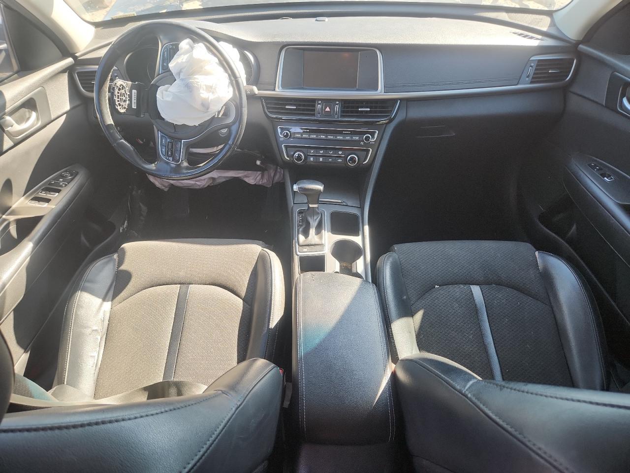 2018 Kia Optima Lx VIN: 5XXGT4L32JG255560 Lot: 81820015