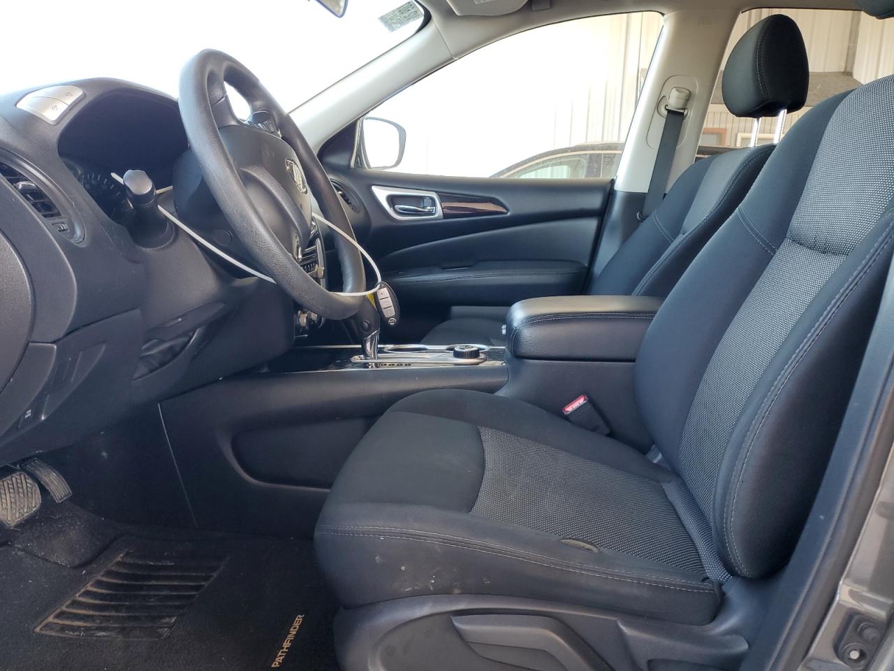 2019 Nissan Pathfinder S VIN: 5N1DR2MMXKC589166 Lot: 85601155