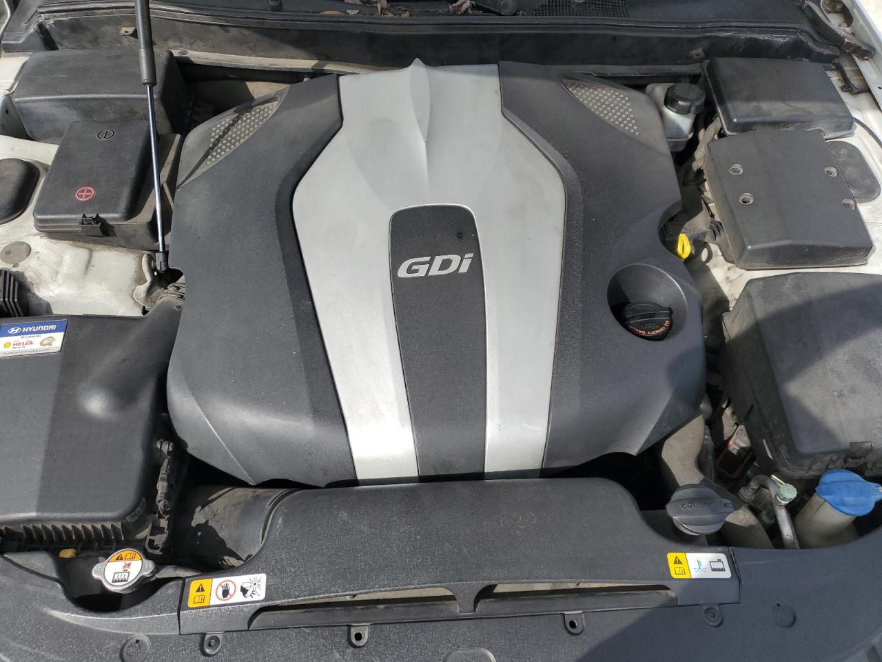 2013 Hyundai Genesis 3.8L VIN: KMHGC4DD9DU245402 Lot: 85743795