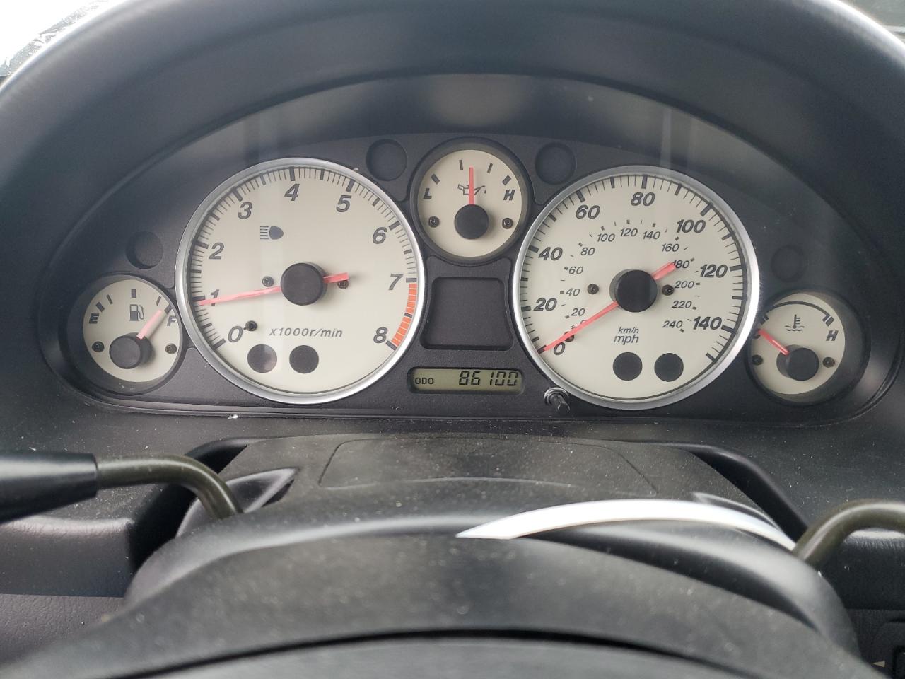 2004 Mazda Mx-5 Miata Base VIN: JM1NB353840402455 Lot: 86478215