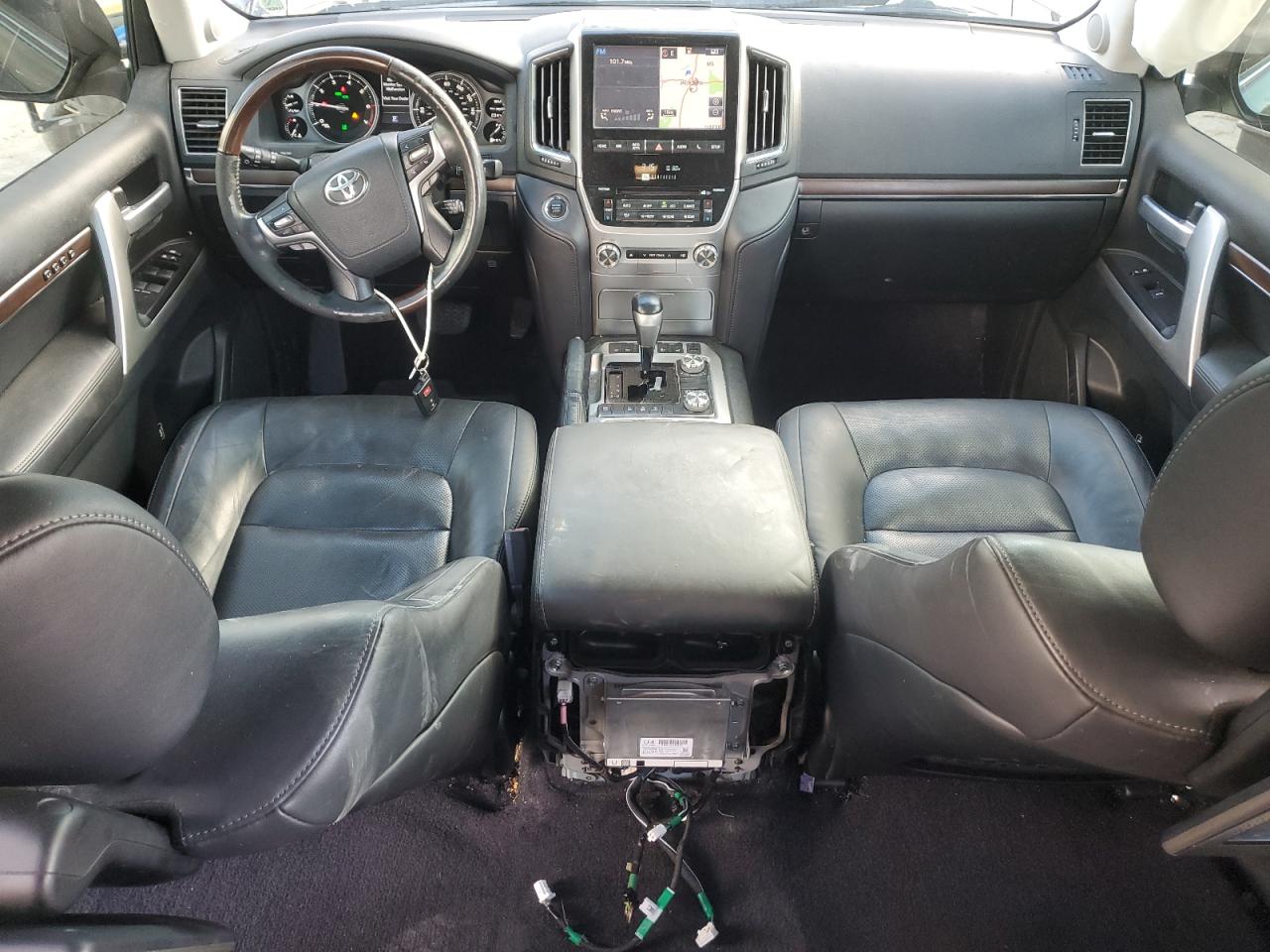 2017 Toyota Land Cruiser VIN: JTMCY7AJ2H4059674 Lot: 87092035