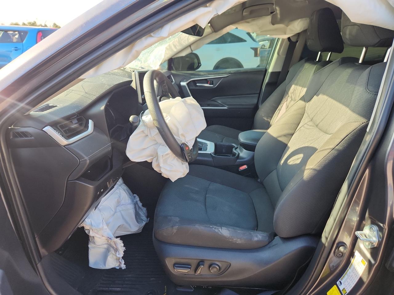 2025 Toyota Rav4 Xle VIN: 2T3P1RFV1SC504754 Lot: 94737415