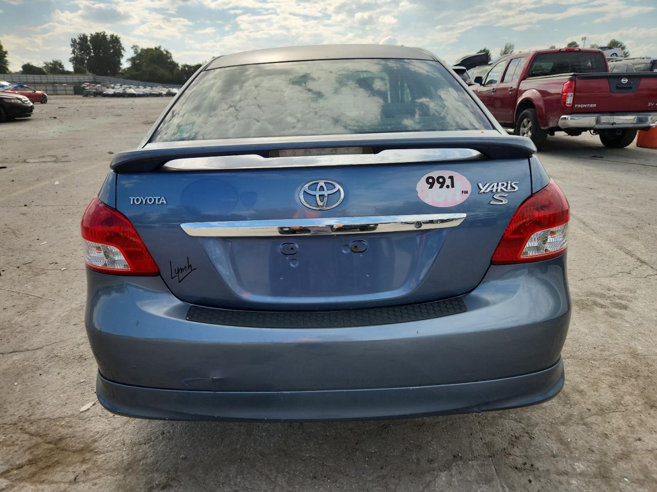 2007 Toyota Yaris VIN: JTDBT923871028063 Lot: 81988185