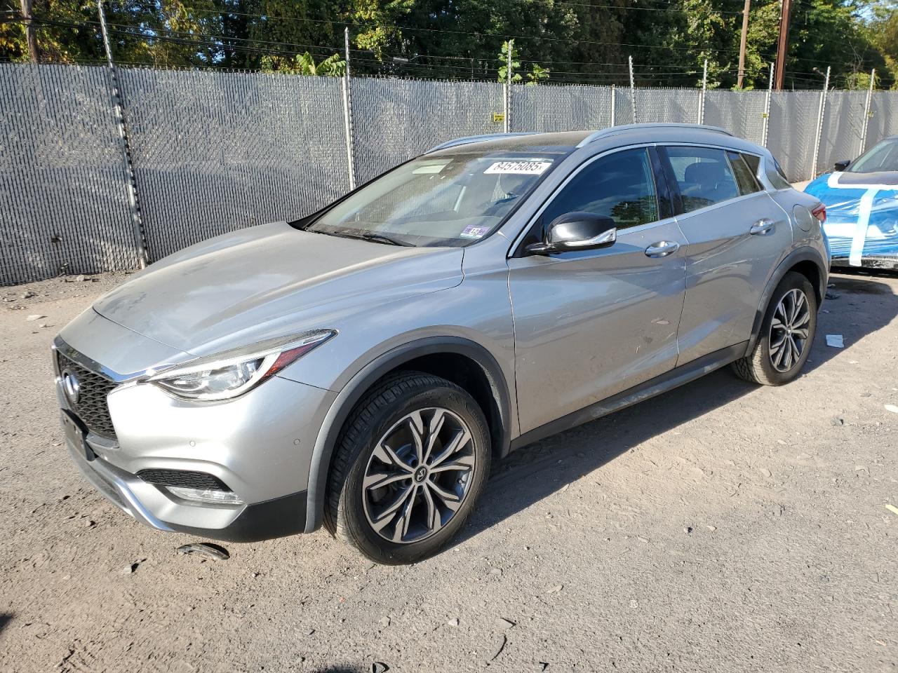 2017 Infiniti Qx30 Base