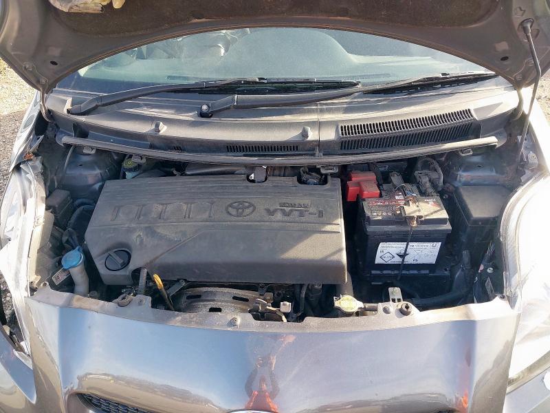 2010 TOYOTA YARIS TR VVT-I S-A 