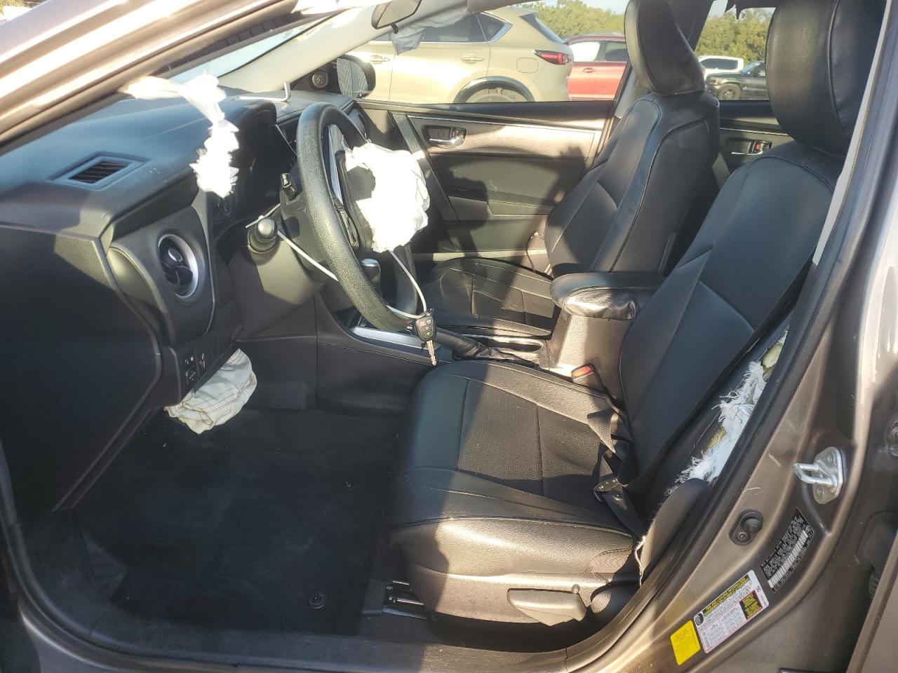 2019 Toyota Corolla L VIN: 2T1BURHE3KC197711 Lot: 85414045