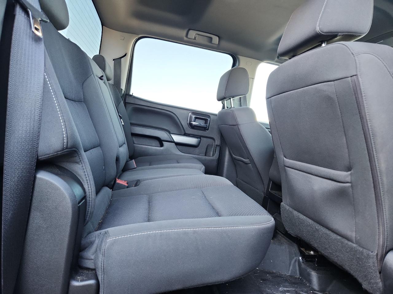 2018 Chevrolet Silverado K1500 Lt VIN: 3GCUKREC5JG430204 Lot: 81772435