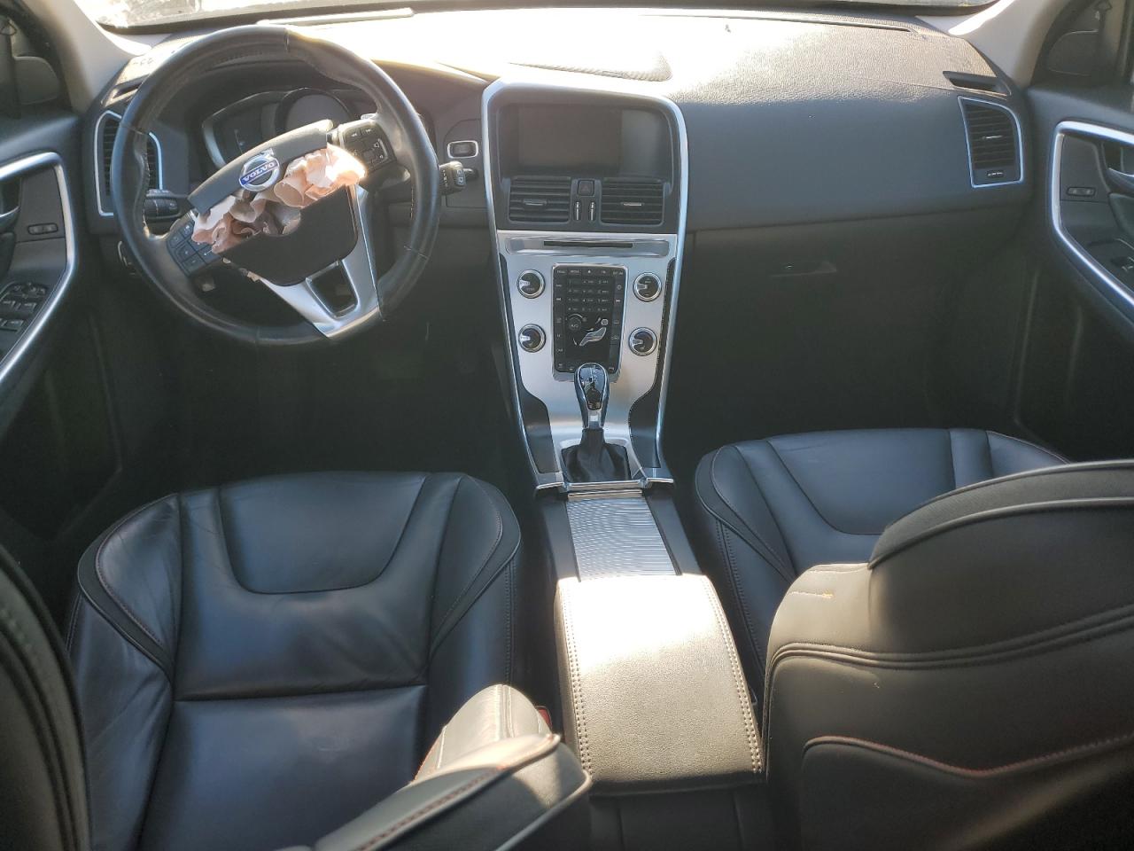 2015 Volvo Xc60 T6 Platinum VIN: YV4902RV1F2705353 Lot: 87038555