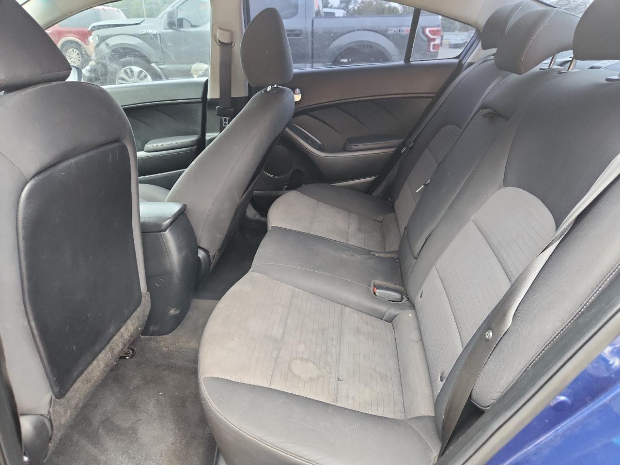 2018 Kia Forte Lx VIN: 3KPFL4A78JE164965 Lot: 89904925