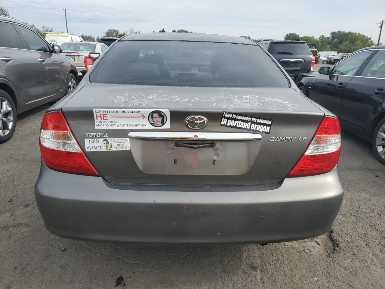 2004 Toyota Camry Le VIN: 4T1BE32K14U806921 Lot: 81513565