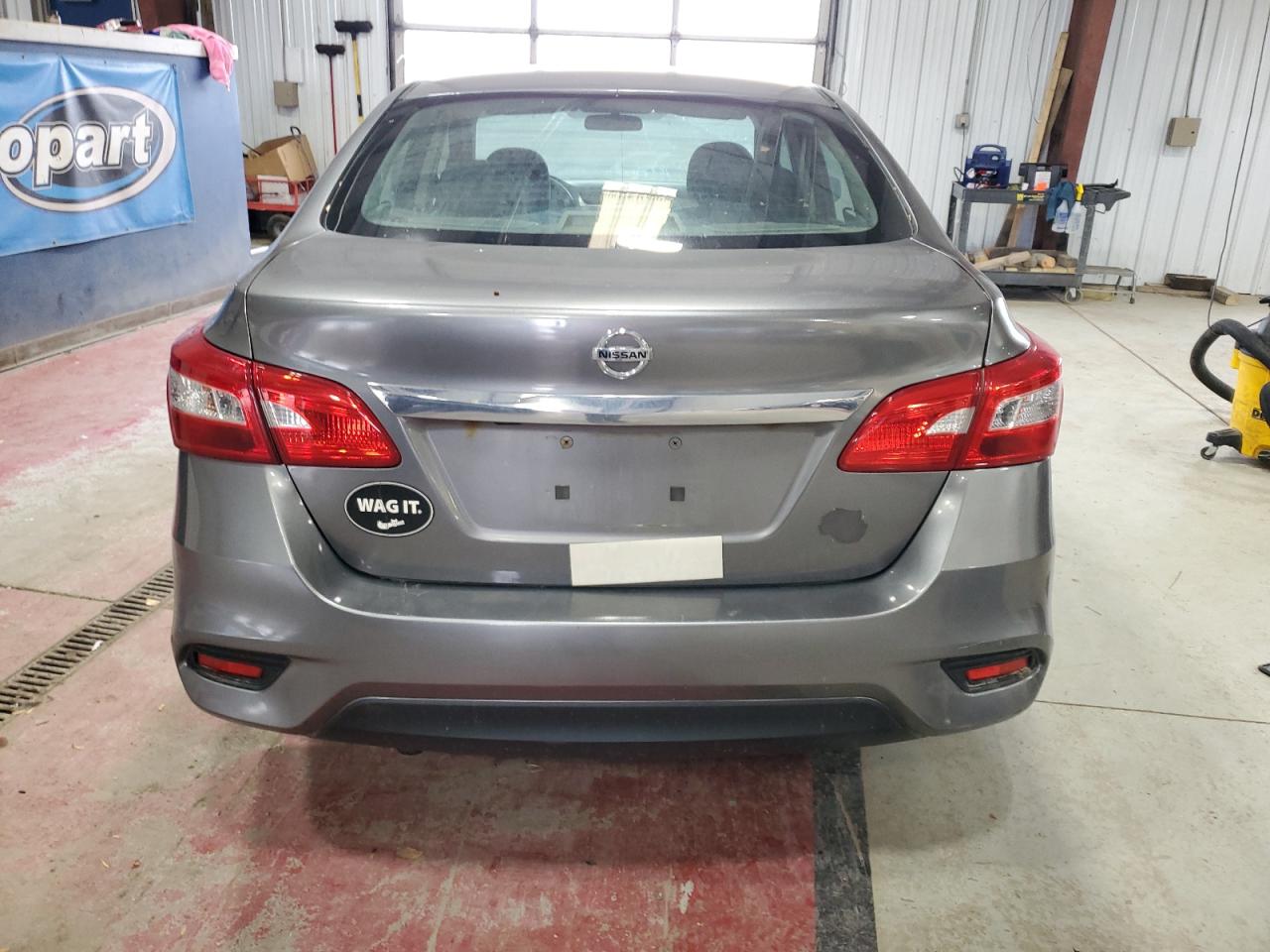 2018 Nissan Sentra S VIN: 3N1AB7AP0JY275879 Lot: 82508755