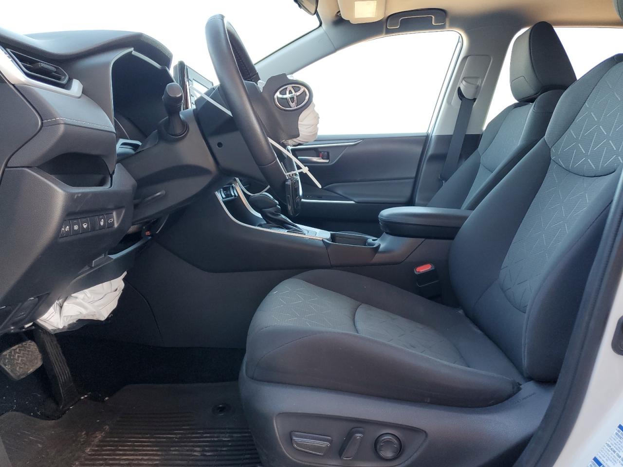 2021 Toyota Rav4 Xle VIN: 2T3P1RFV7MC161984 Lot: 81843925