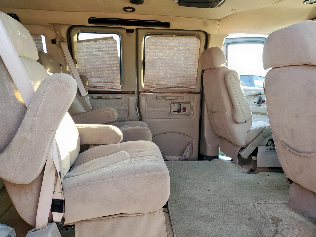 2004 Chevrolet Express G1500 VIN: 1GBFG15T541155274 Lot: 82241335