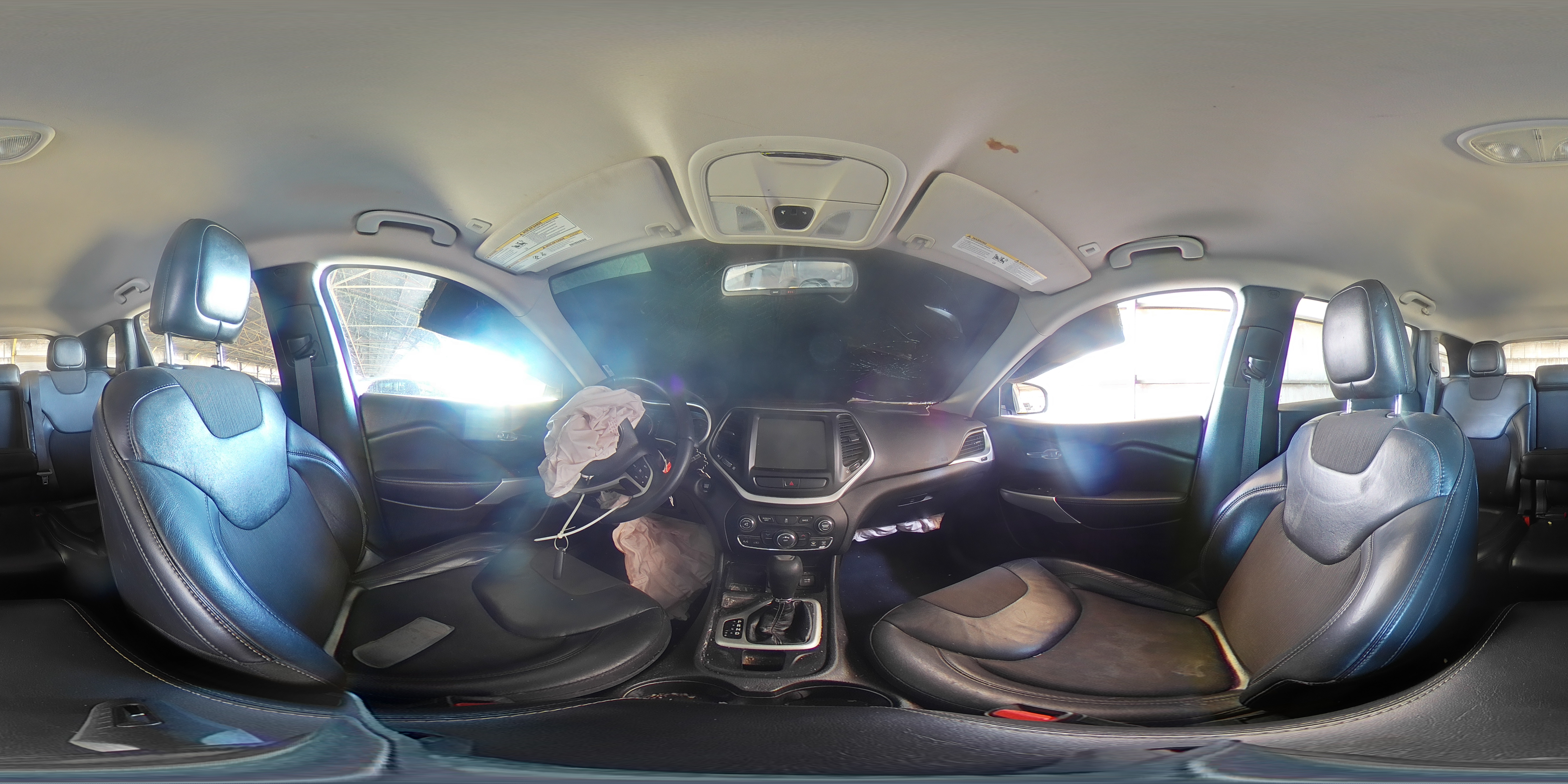 2018 Jeep Cherokee Latitude Plus VIN: 1C4PJLLB4JD568904 Lot: 89738695